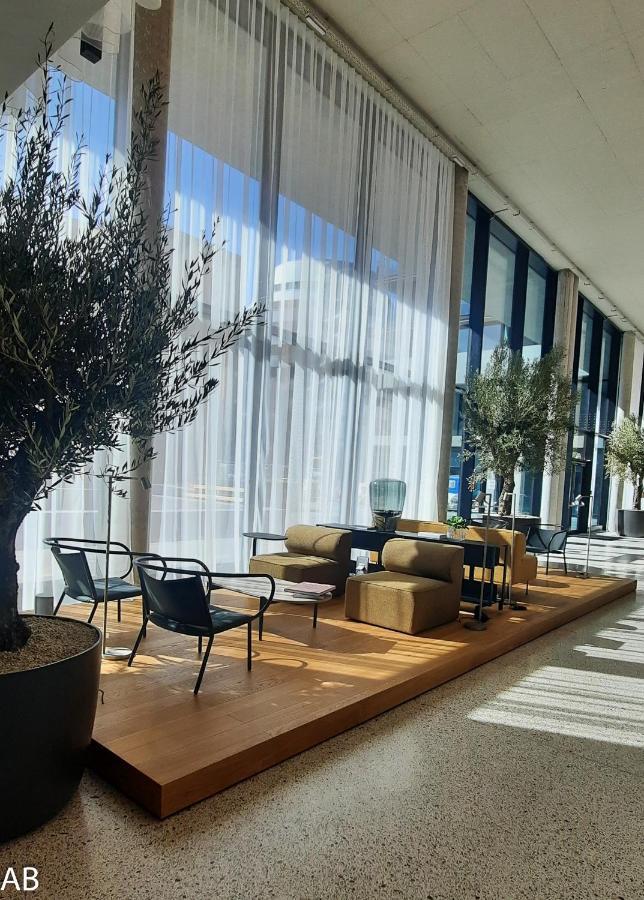 Superior Apartment & Rooftop Pool Vienna Exterior photo